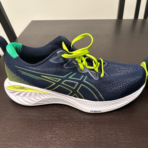 Asics Gel Cumulus 25 Running Shoe - Picture 1 of 9